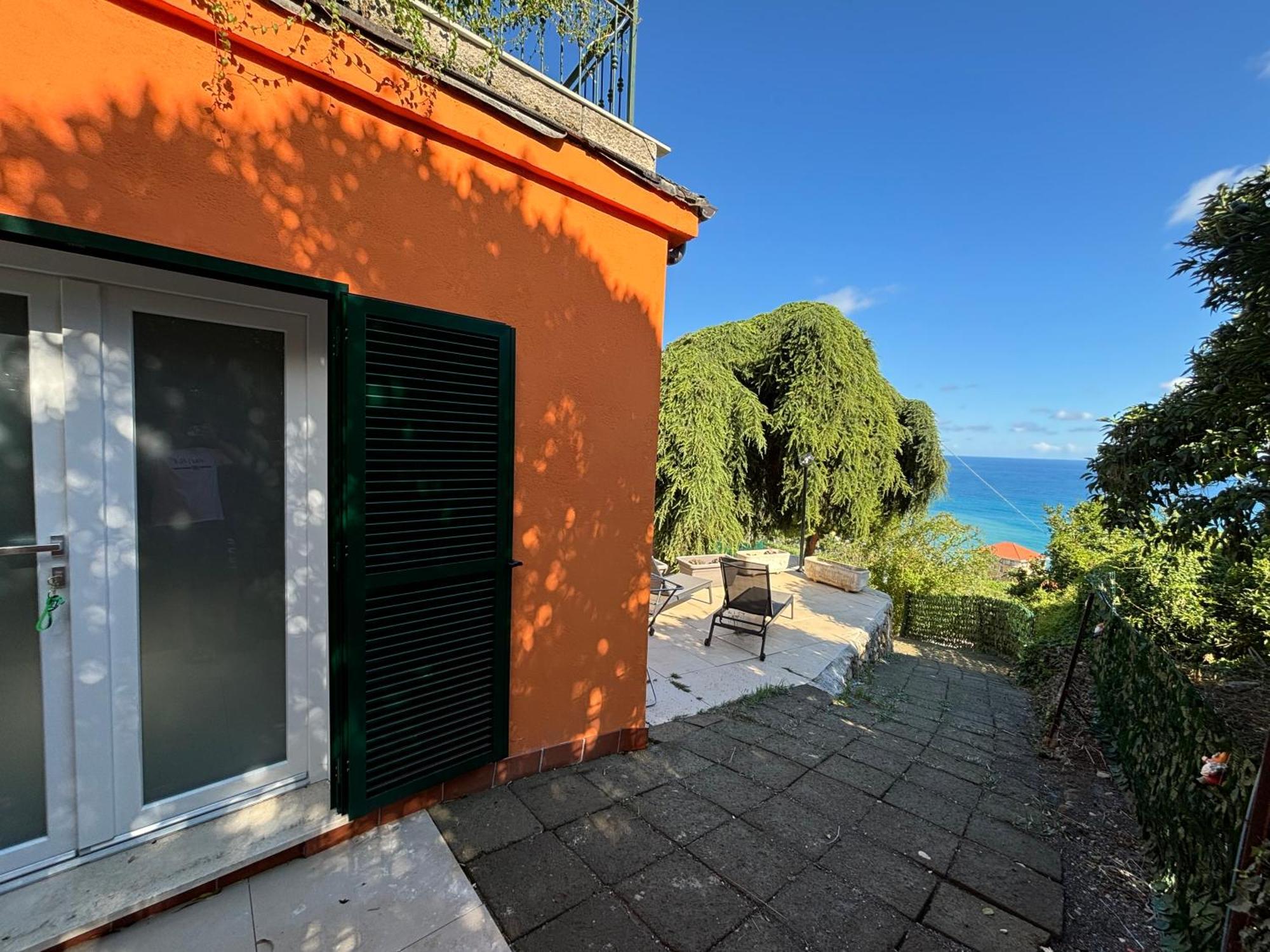 Il Giardino Del Mare Lägenhet Ventimiglia Exteriör bild