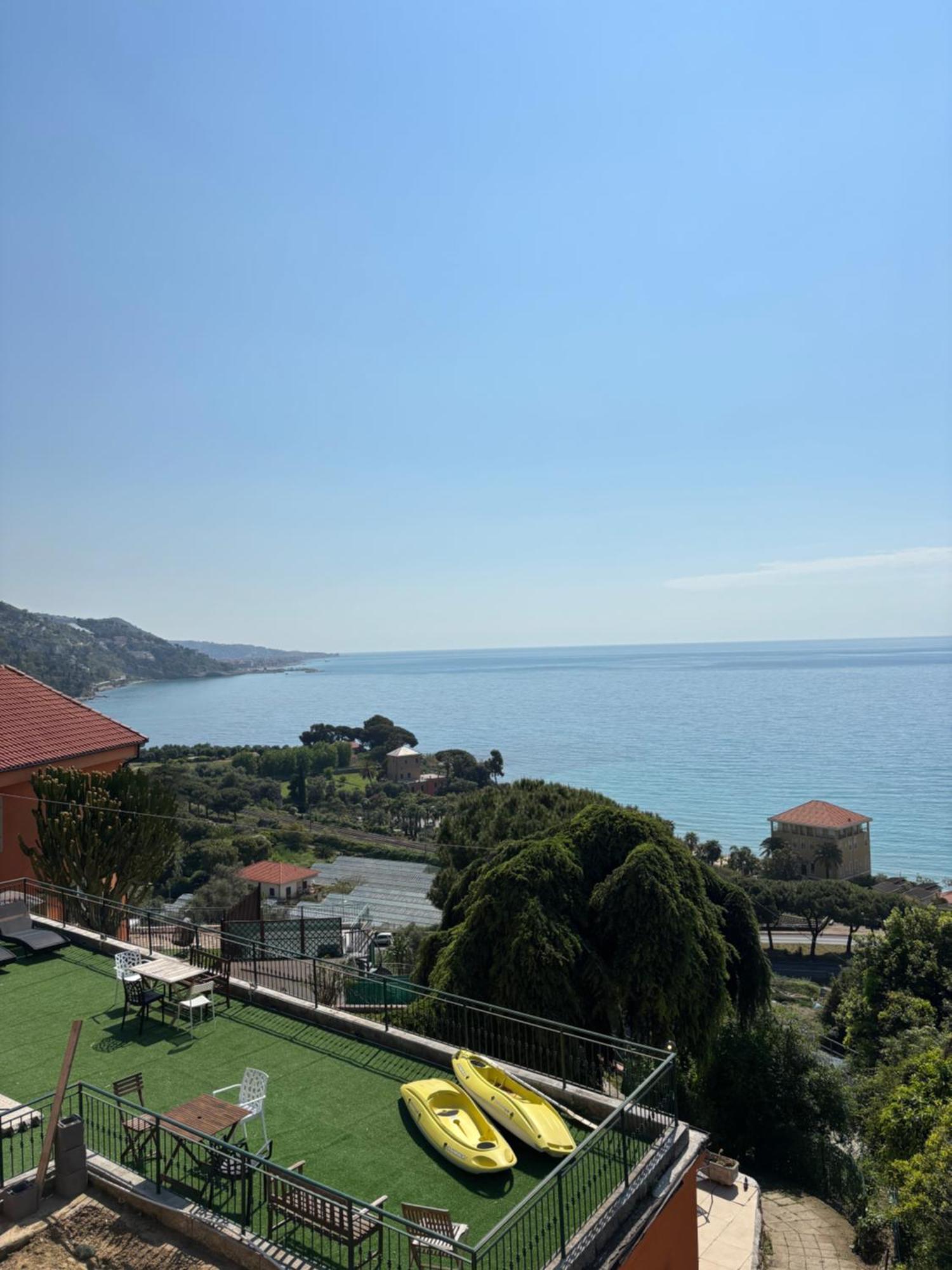Il Giardino Del Mare Lägenhet Ventimiglia Exteriör bild